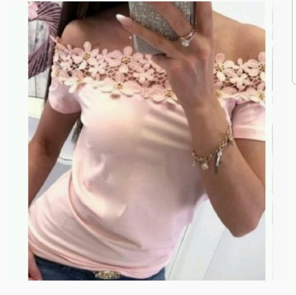 Tops - 🛍️NWT Solid Pink Lace , Off the Shoulder Top